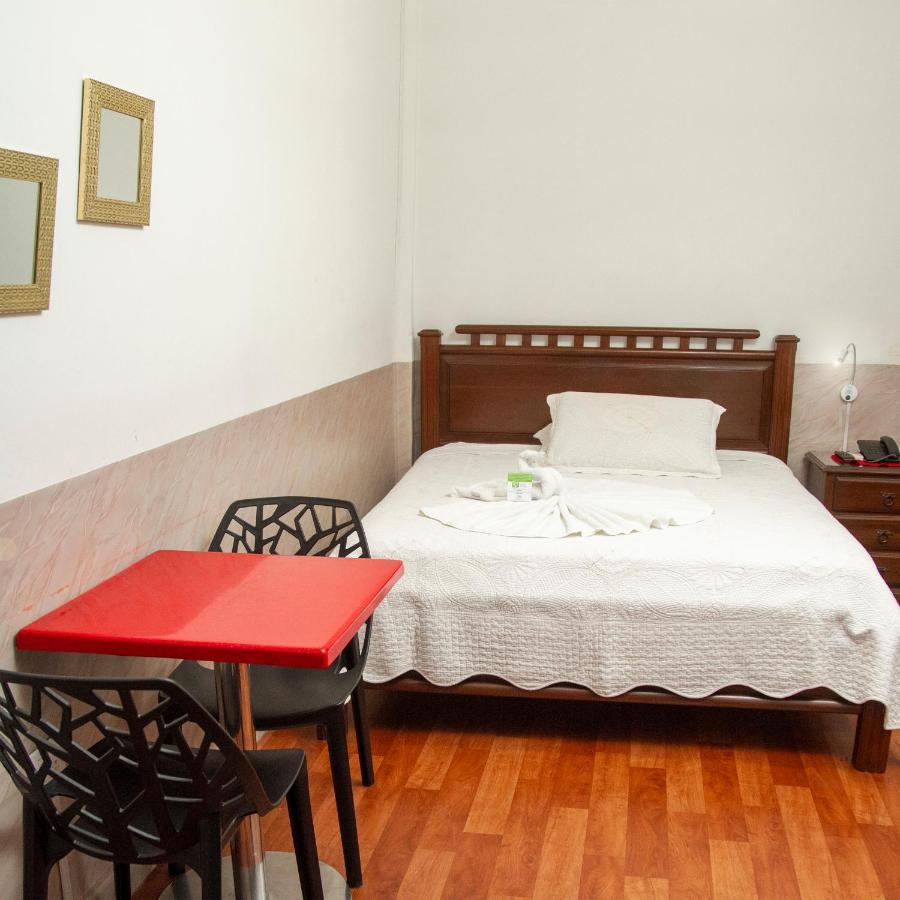 Buen Retiro Apart Hotel Санта-Крус-де-ла-Сьєрра Екстер'єр фото
